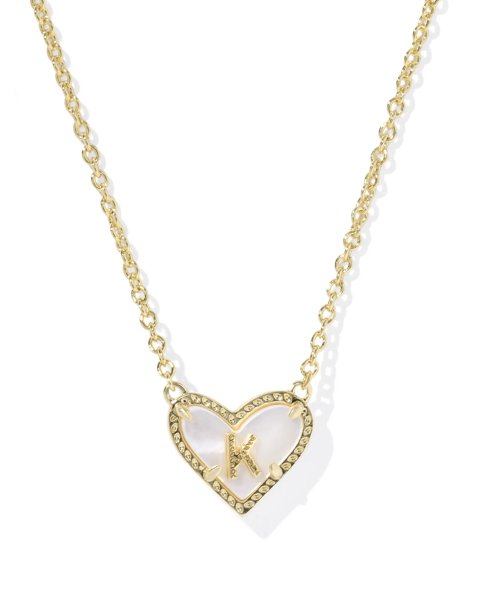 KENDRA SCOTT ARI HEART LETTER K GOLD SHORT PENDANT NECKLACE