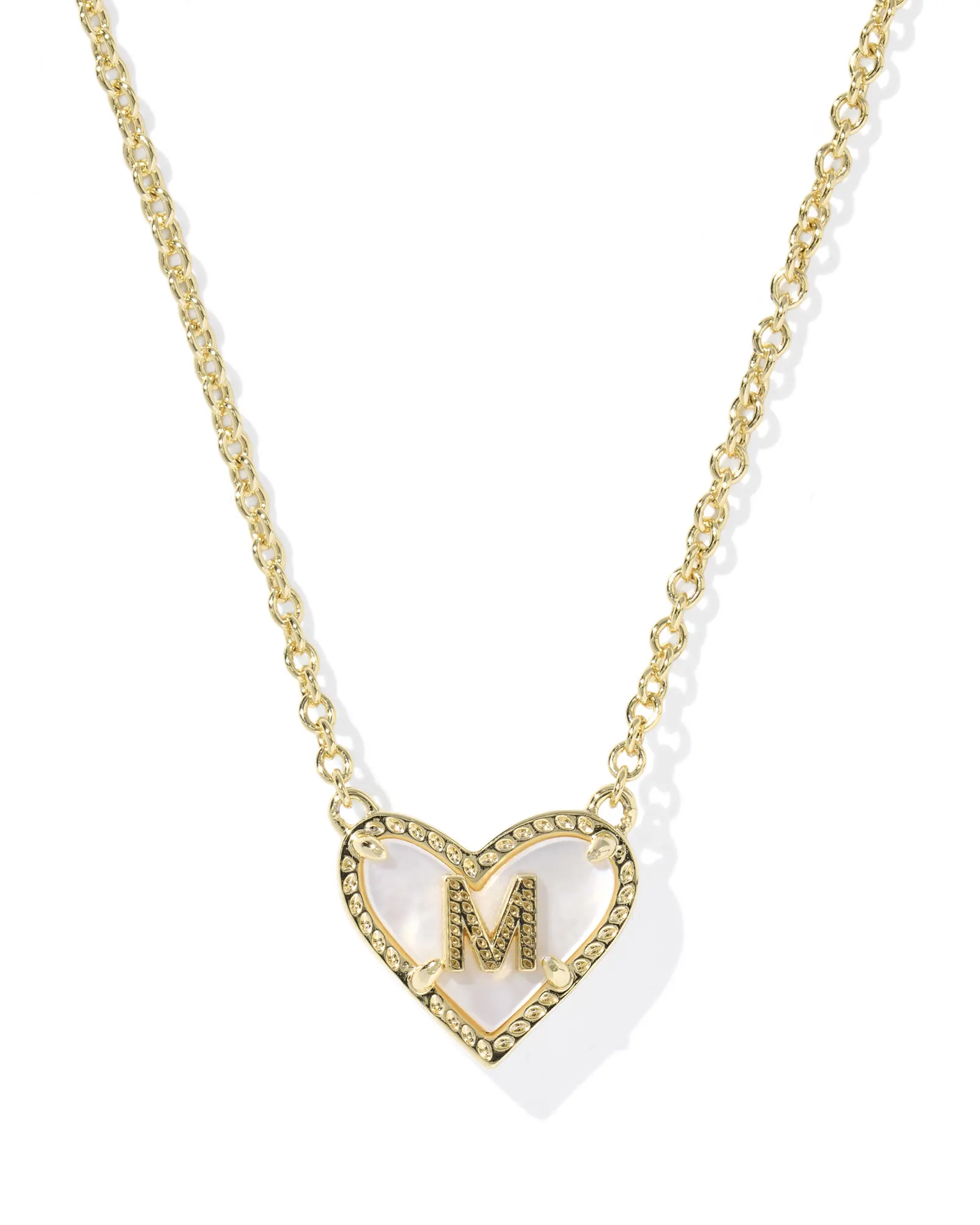 KENDRA SCOTT ARI HEART LETTER M GOLD SHORT PENDANT NECKLACE