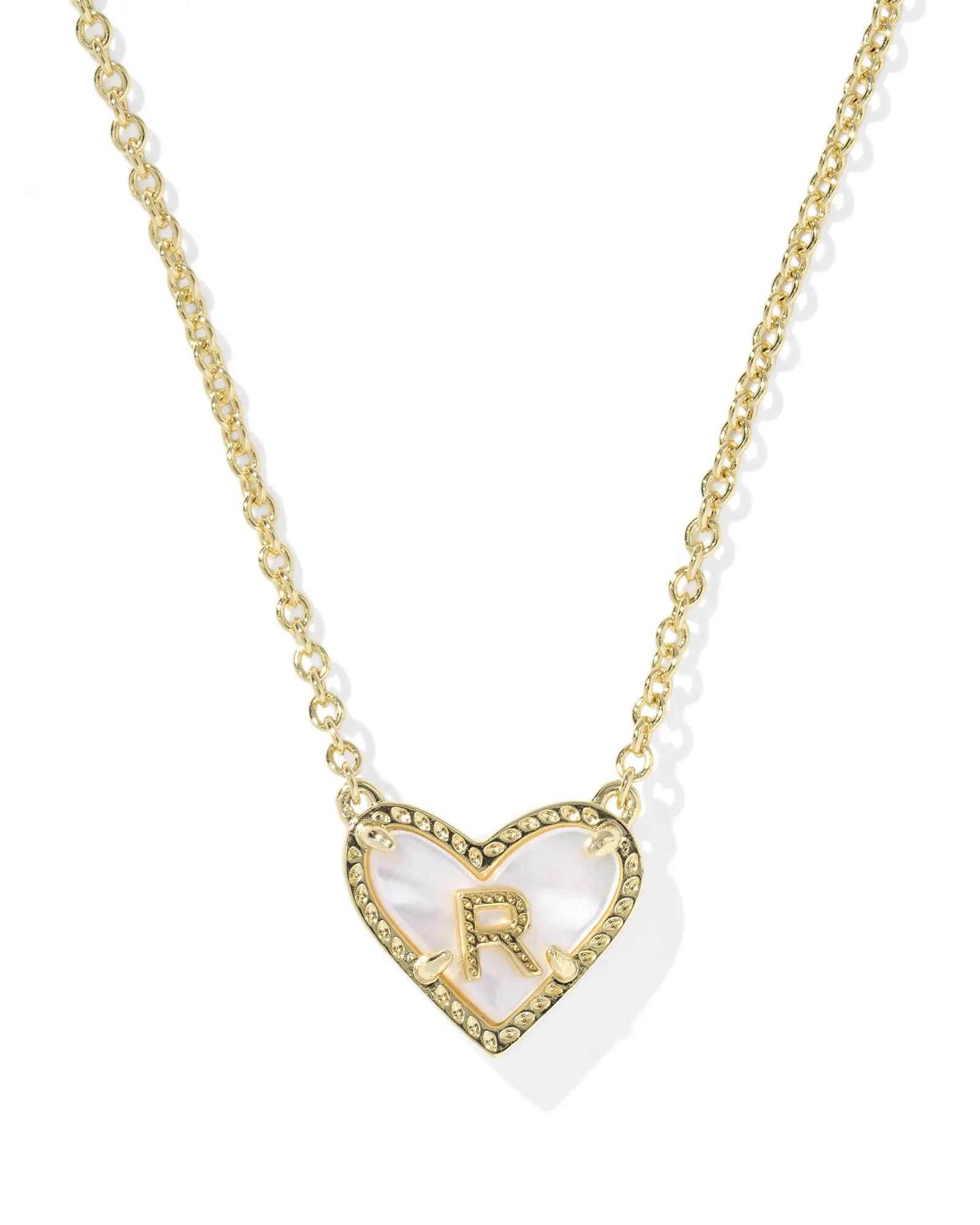 KENDRA SCOTT ARI HEART LETTER R GOLD SHORT PENDANT NECKLACE