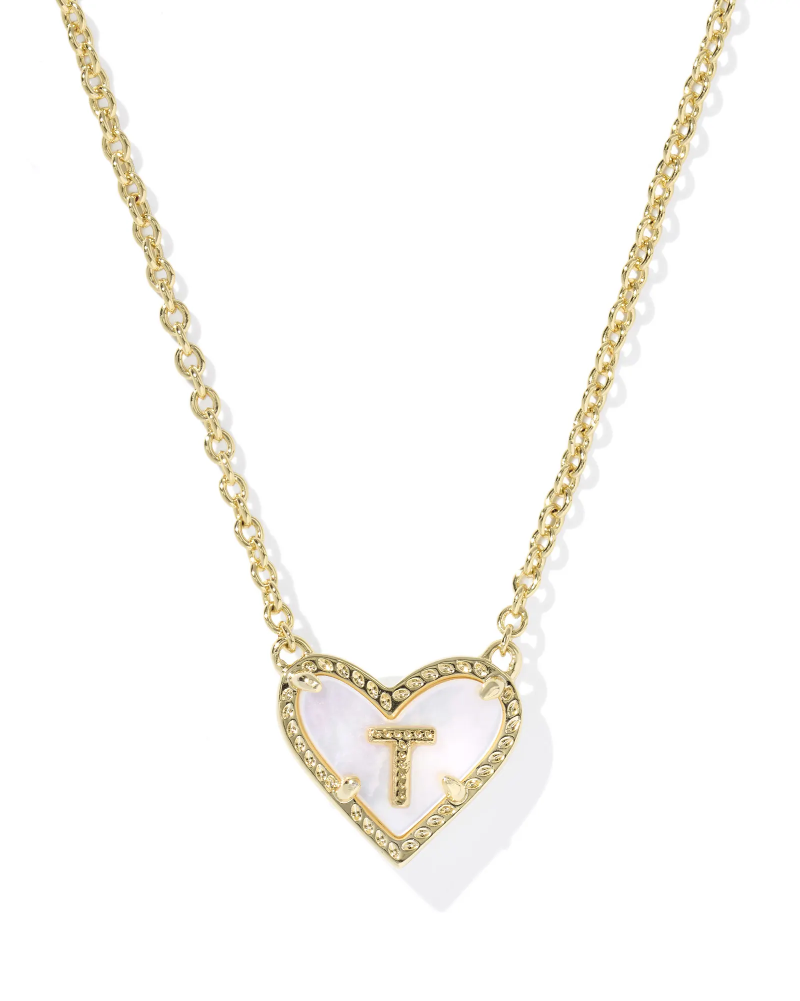 KENDRA SCOTT ARI HEART LETTER T GOLD SHORT PENDANT NECKLACE