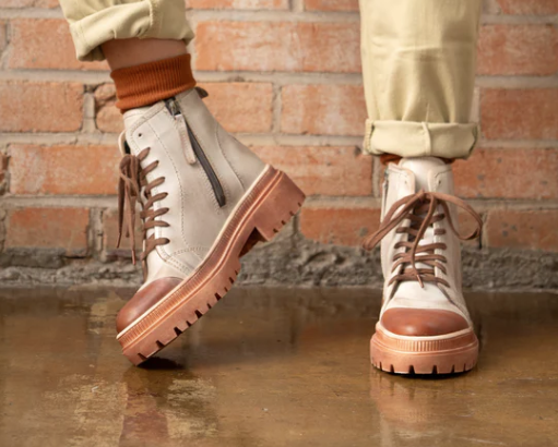 Alternative view of ROAN BY BED STU KINSHIP ALMOND BONE BOOTS